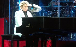 Barry Manilow Presale Codes and Ticket Sales Info