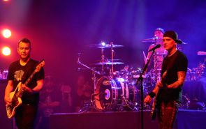 Blink-182 Tour Announcements
