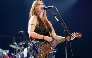 Alanis Morissette Presale Codes and Ticket Info